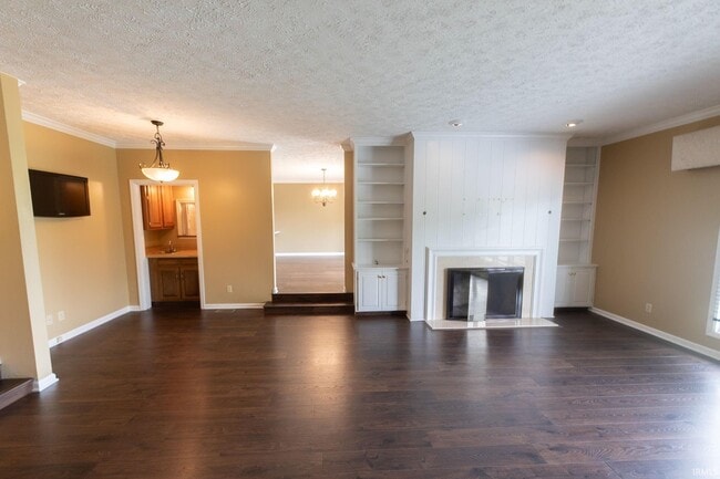 Building Photo - 604 W Soutar Dr