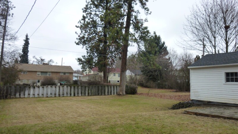 Building Photo - 719 E 35th Ave