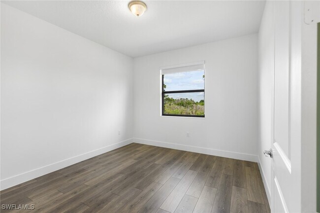 Building Photo - 5693 Cassidy Ln