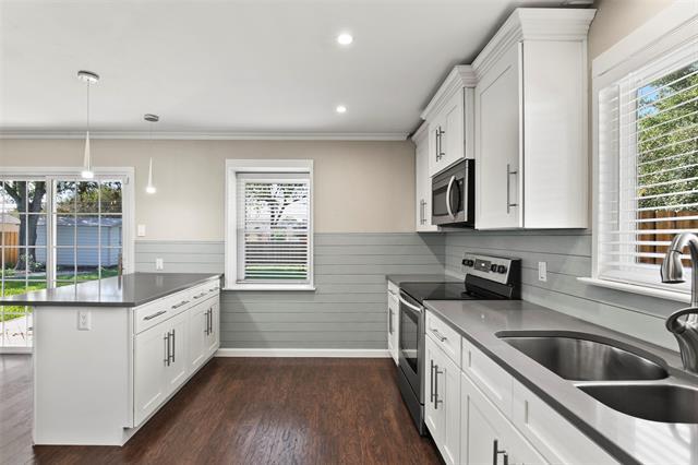 Building Photo - 525 Melrose Dr