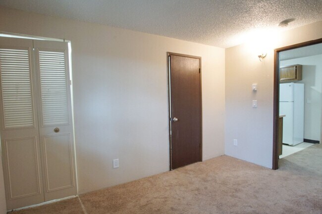 Building Photo - 3914 SW Multnomah Blvd