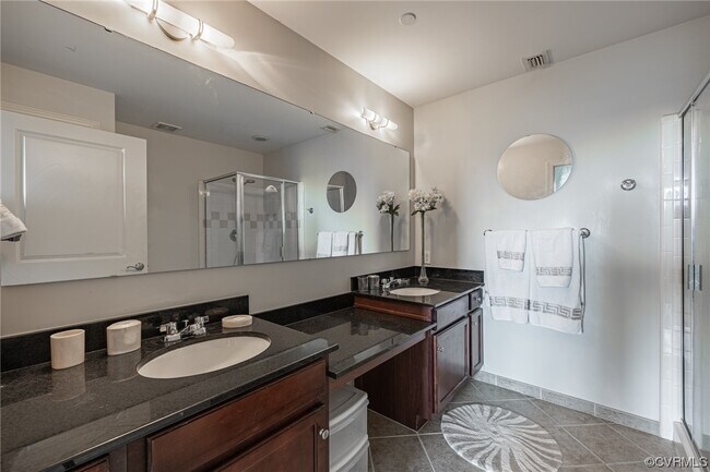 Building Photo - 1101 Haxall Point