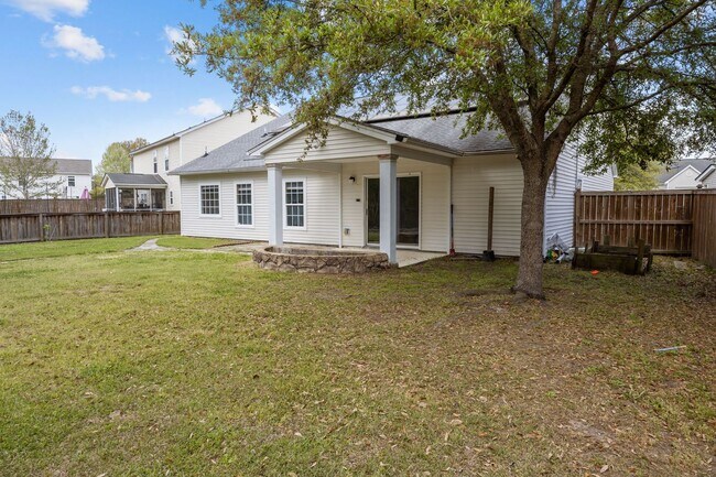 Building Photo - Charming Ranch-Style Home in Wescott Plantation | 4 BD | 2 BA | 1,831 SqFt