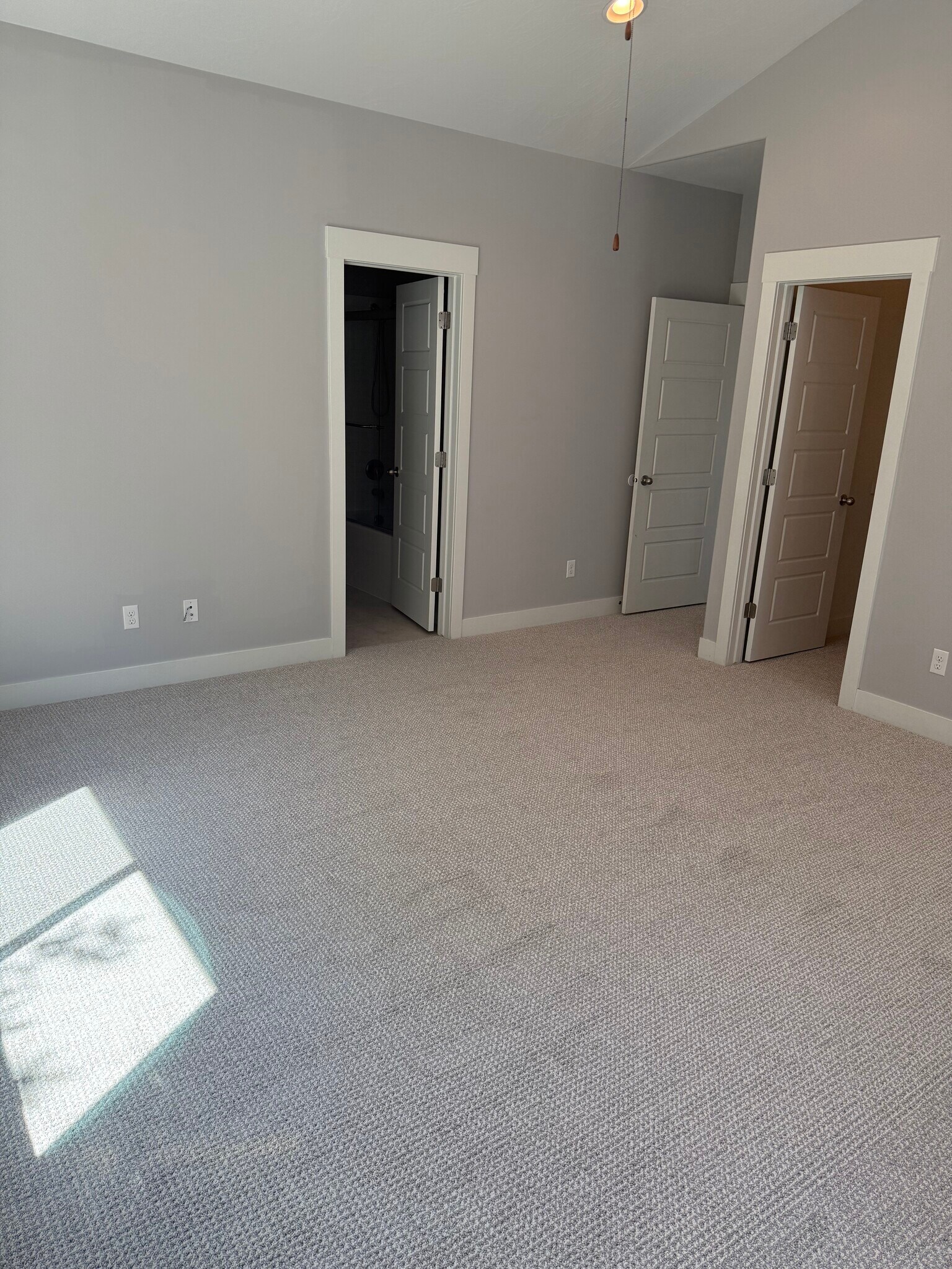 Building Photo - 158 S 140 E