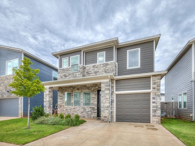 Building Photo - Beautiful New Construction Home in Edmond/...