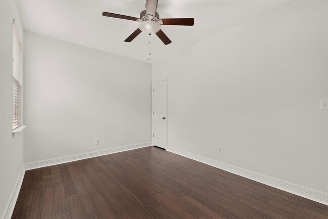 Building Photo - 105 Martino Trail