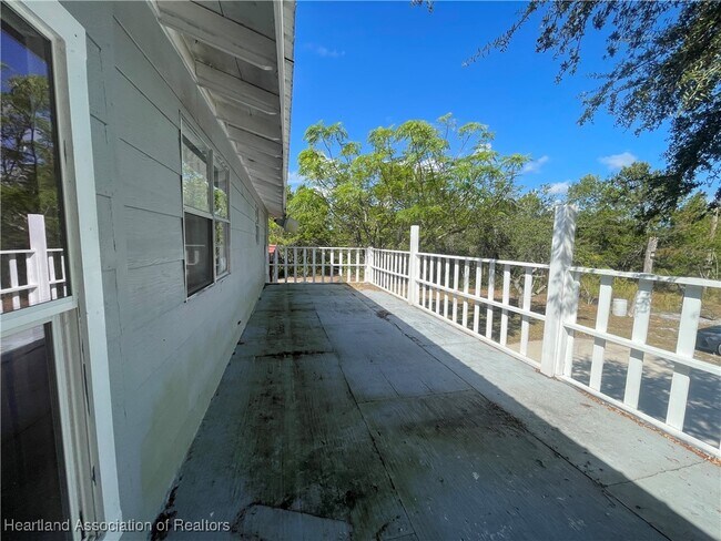 Building Photo - 9125 Markland Ln