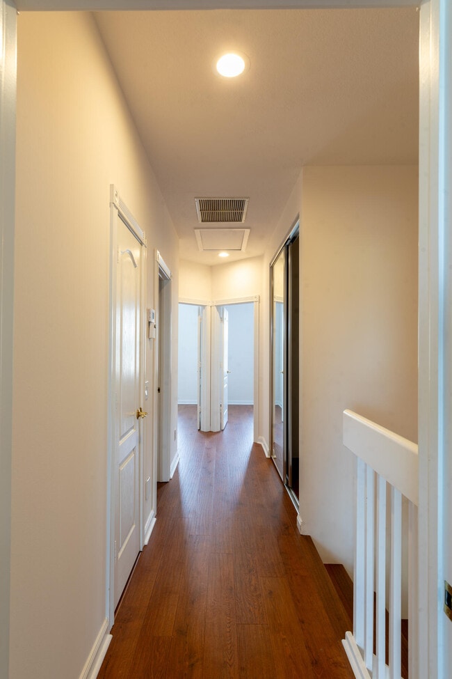 Building Photo - 150 Wentworth Ct