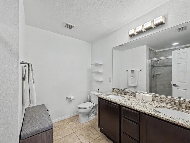 Building Photo - 4842 Chatterton Way