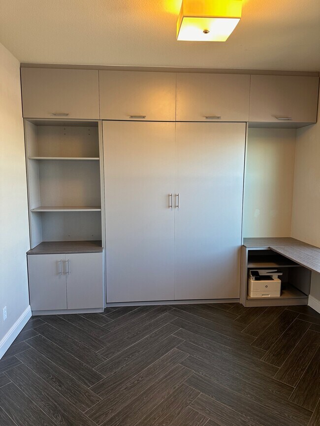 Building Photo - 3321 View Ridge Drive