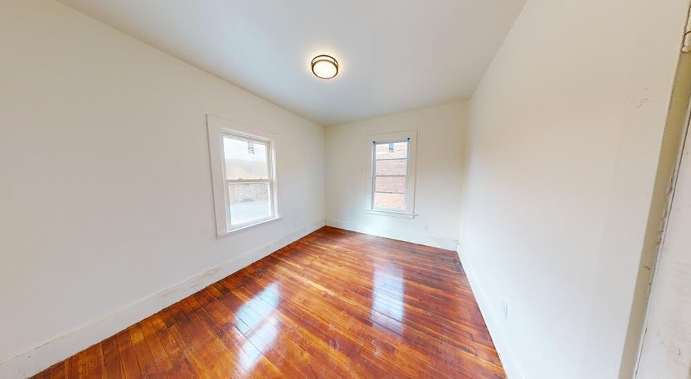 Unit 3 - 736 Main St