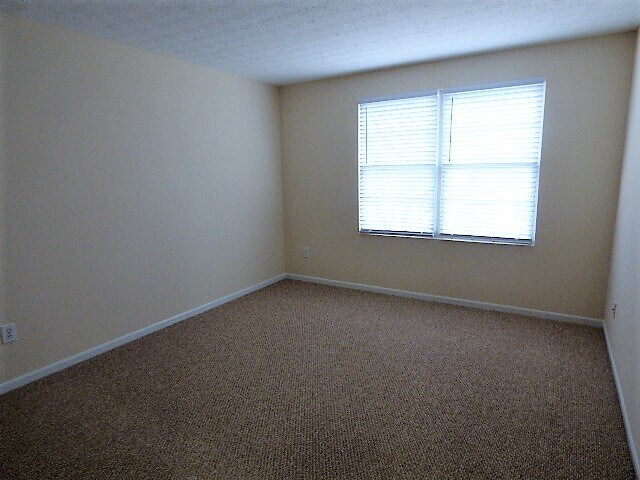 Building Photo - Hayden Crossing Home