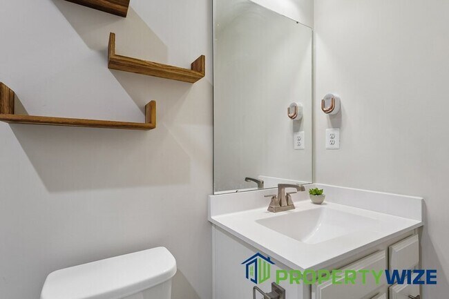 Building Photo - 7124 Emaly Jane Ln