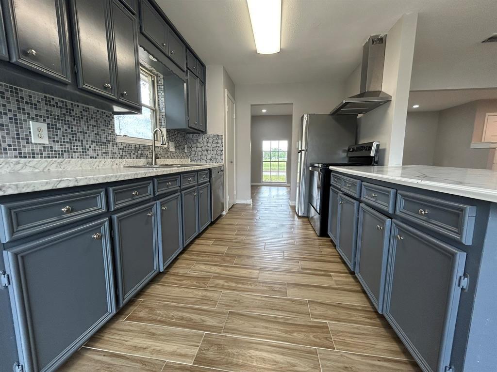 Building Photo - 5926 Darkwood Dr