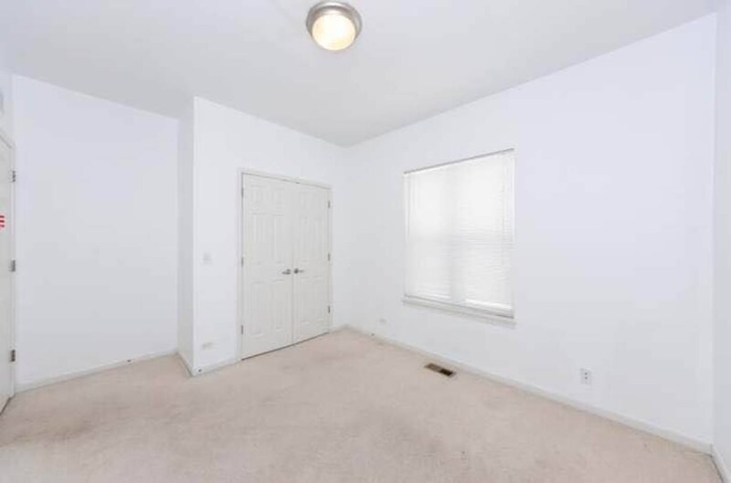 Building Photo - 5343 W Galewood Ave