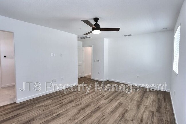 Building Photo - 4256 Aura Way