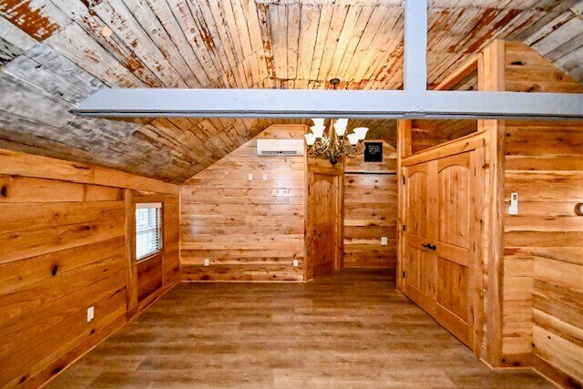 master bedroom - 172 Diamond Ct SE