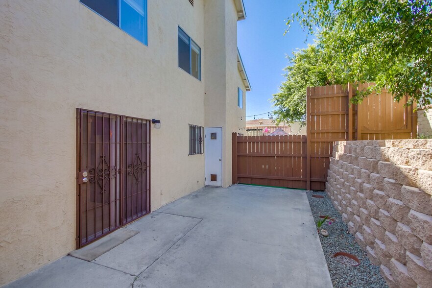 Building Photo - 2724 K St