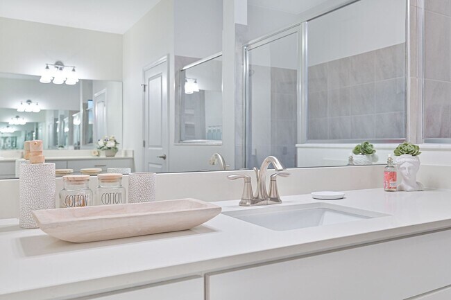 Building Photo - ** Single Family Home ~ Verdana Village ~ 3 Car Garage ~ Salt Water Pool & Lake Views **