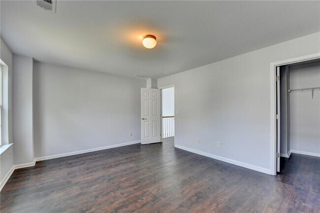 Building Photo - 831 New Liberty Way