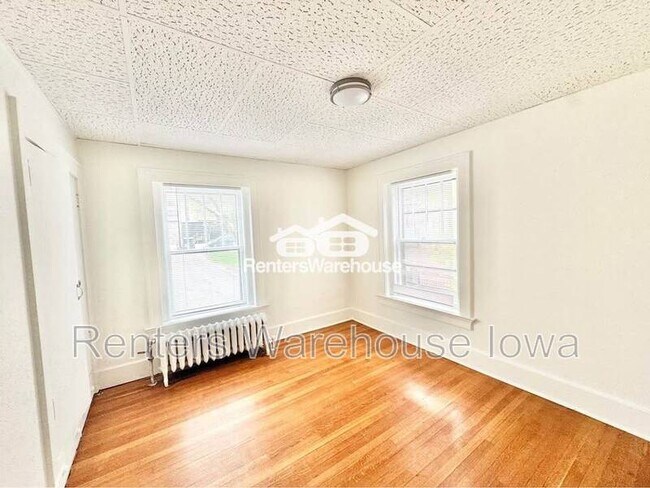 Building Photo - 3612 Ingersoll Ave