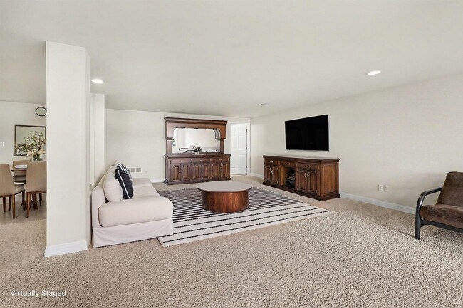 Building Photo - 24829 Reeds Pointe Dr