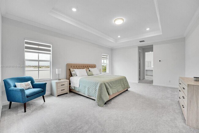 Building Photo - 601 Hookline Cir