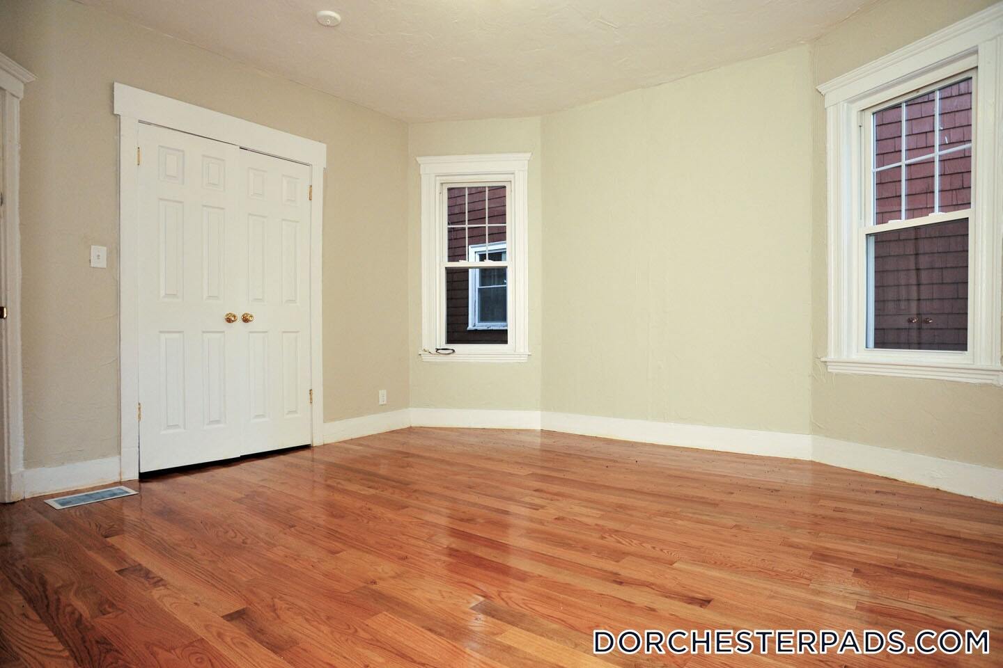 Building Photo - 29 Ridgewood St