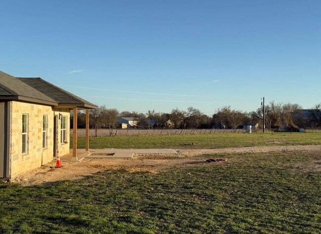 Building Photo - 13550 Kuykendall Mountain Rd
