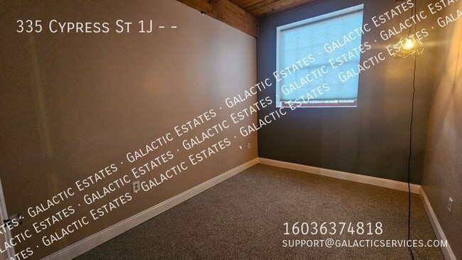 Building Photo - 335 Cypress St