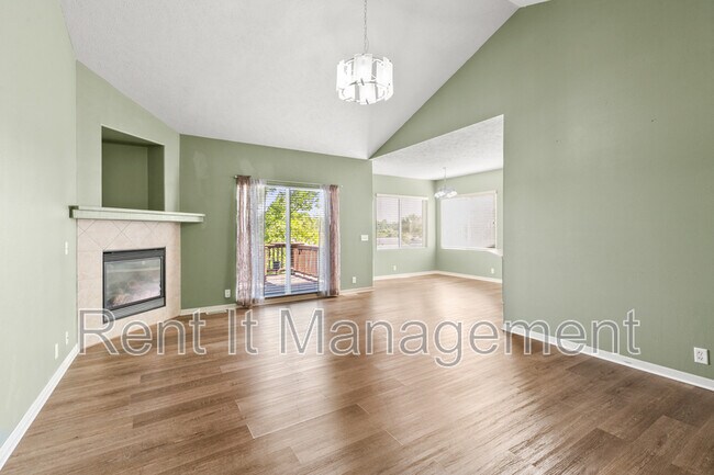 Building Photo - 7425 N 77th Ave