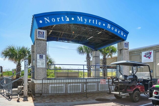 Building Photo - 300 Champions Blvd