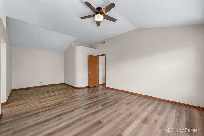 Building Photo - 2240 Barrett Dr