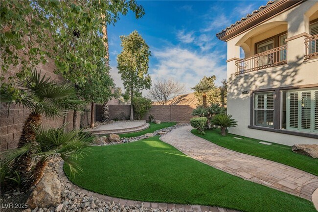 Building Photo - 2768 Liberation Dr