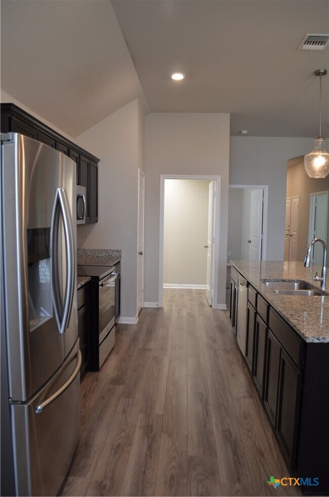 Building Photo - 3423 Addison St