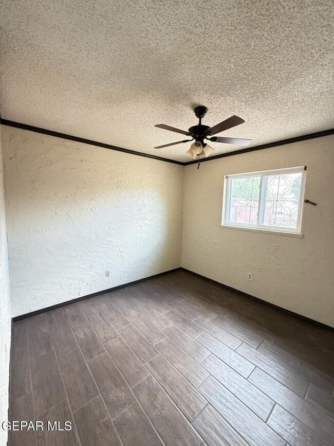 Building Photo - 966 Geronne Dr