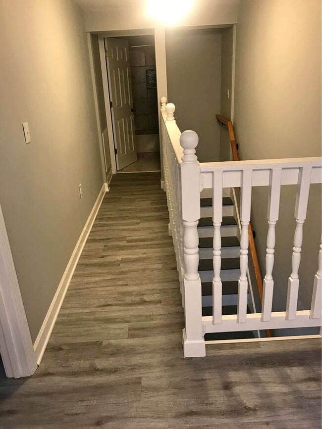 Building Photo - 1229 Bell St