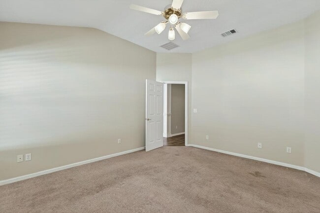 Building Photo - 1727 Canopy Oaks Dr