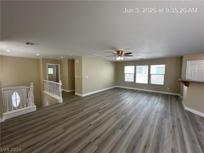 Building Photo - 9754 Splendor Sky Ave