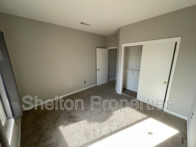 Building Photo - 14236 W Caballero Dr