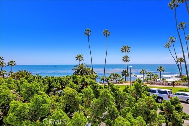 Building Photo - 376 Cliff Dr