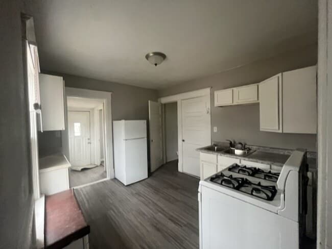 Building Photo - 3 Bedroom 1 Bath House in Colona