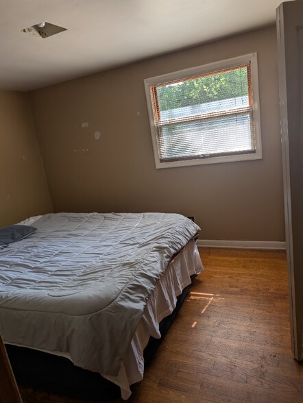 Building Photo - 557 Murray Hill Dr