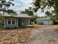 Building Photo - 2612 Roberts Cut Off Rd