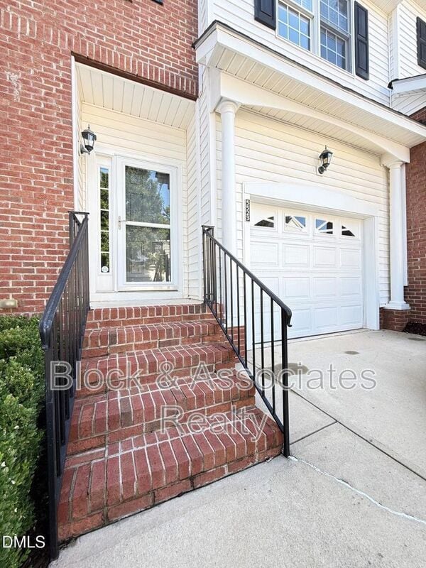 Building Photo - 5523 Cottonrose Ln