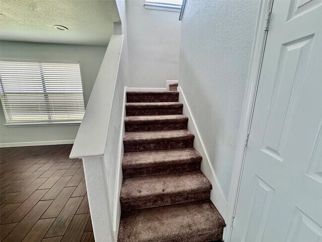 Building Photo - 11710 Fossil Rock Ln