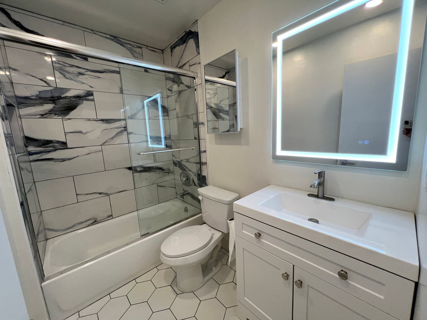 Building Photo - 3317 Keystone Av