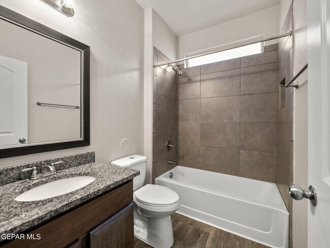 Building Photo - 5916 Hidden Acres Dr