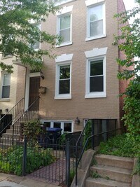 Building Photo - 1354 Pennsylvania Ave. SE