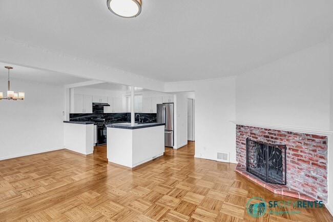 Building Photo - Noe Valley: Single Family Home w/ Views, D...